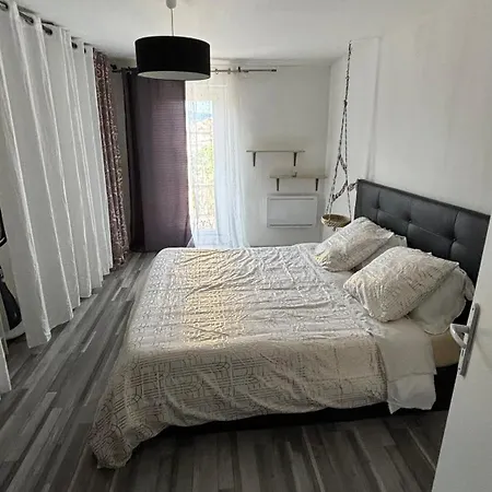 Charmante Maison De Village Vakantiehuis